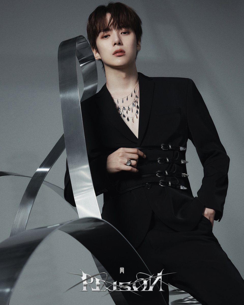 MONSTA X Mini Album 'REASON' 🔗 CONCEPT PHOTO Ver.1 #민혁 #MINHYUK