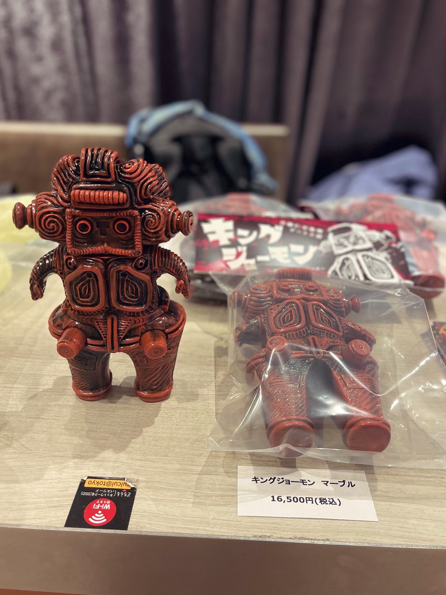 本日『またつま』会場で、『キングジョー』と『みみずく土偶』の合体