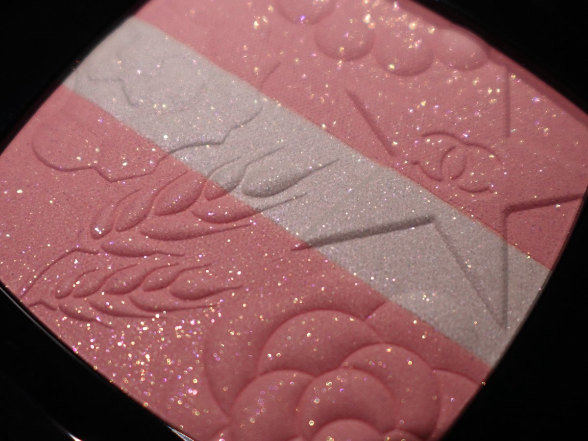 お値下げ☆CHANEL☆ 限定☆レシーニュドゥシャネル997ローズルミエール