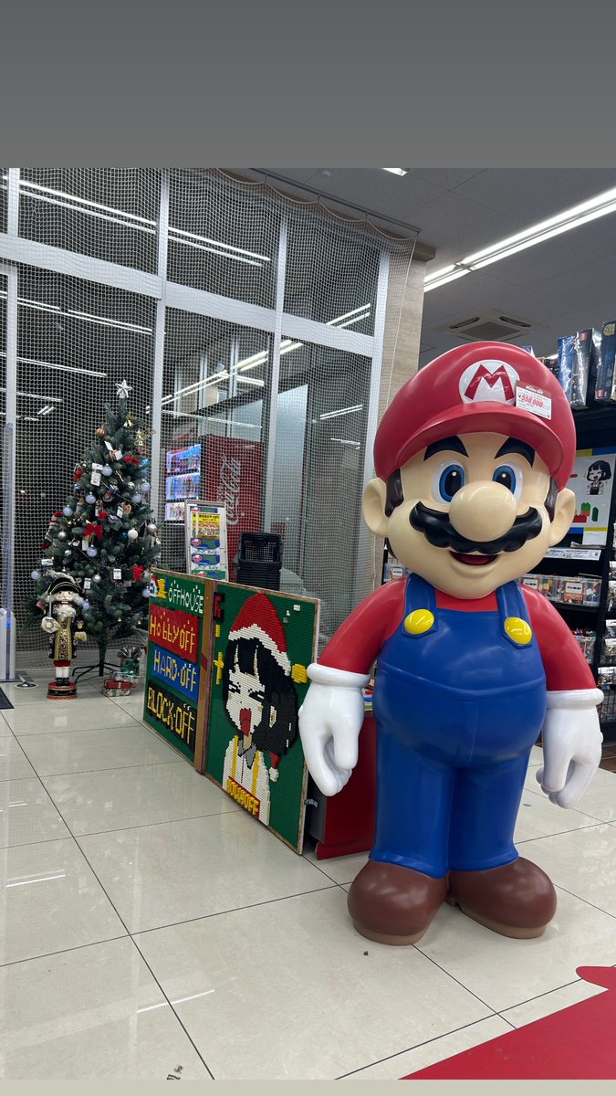 Post by ハードオフ【公式】 on X: と、等身大…？！