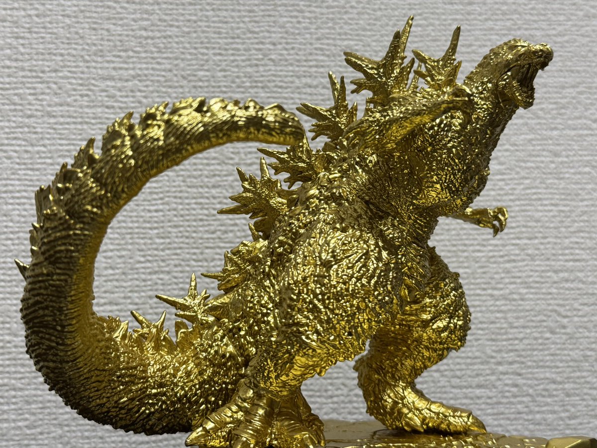 DESKTOP MONSTER ゴジラ(2023) ドンキ限定 ゴールドVer. シルバー Ver