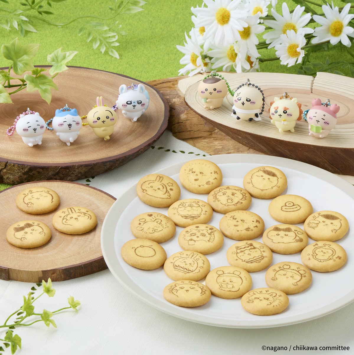 新商品／ 『ちいかわ マスコットつきビスケット』 玩具もお菓子も