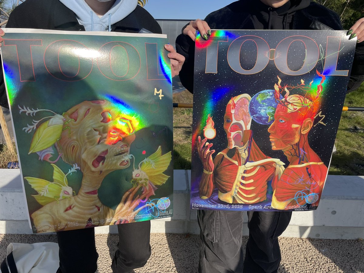 TOOL 神戸物販速報 海外公演のサイン入りポスターあり(4種) 1人 1枚