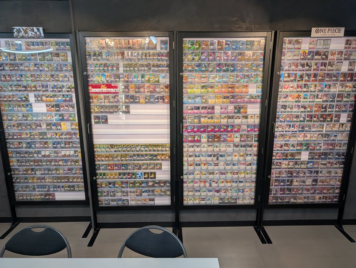 オープンしました！ 各ショーケース充実しております✨ 各種オリパ販売