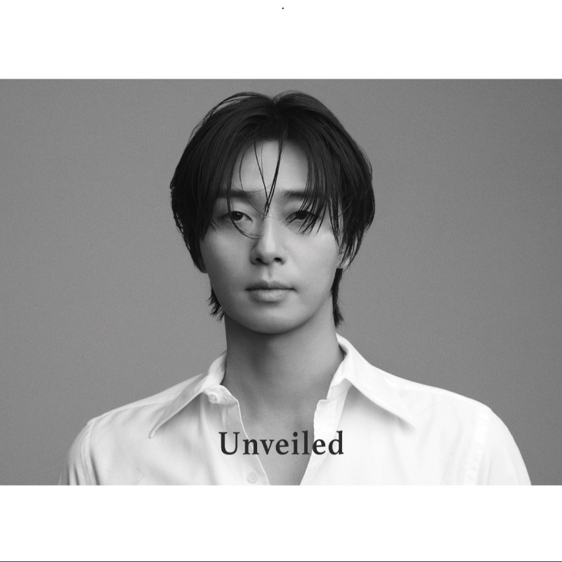 📸パク・ソジュン、初写真集『Unveiled』 一般発売スタート！ 購入者の