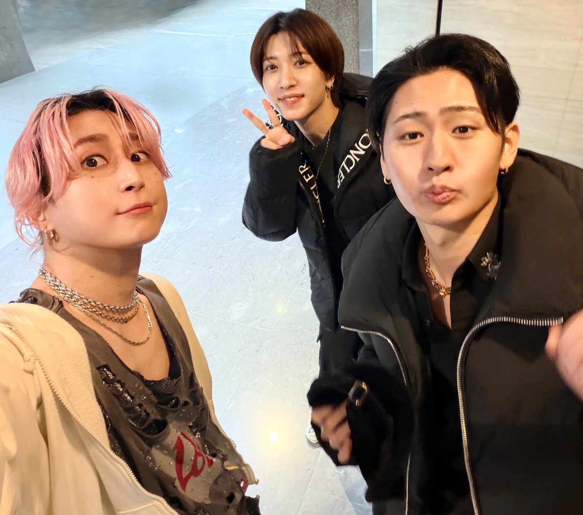 そいえば、Snow Manの東京ドームに観に猪狩蒼弥と中村嶺亜来てくれた