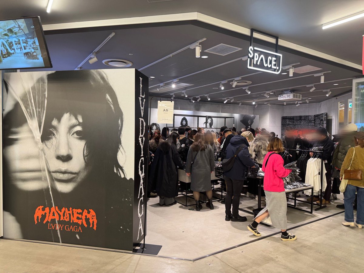 本日10:30 OPEN🎉／／ まもなく #ガガ様来日 🇯🇵 #レディー・ガガ