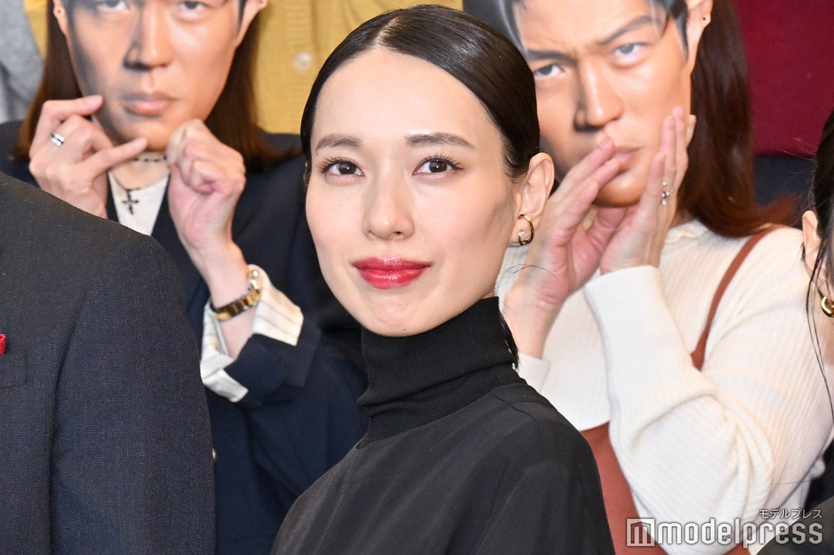 📺️日曜劇場「リブート」制作発表 戸田恵梨香、鈴木亮平と“匂わせ”し