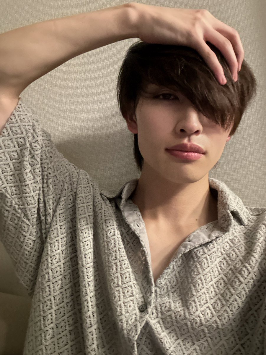 色んな方向から風が吹いても 笑顔で明日も頑張ろう！！ 髪の毛はどうし