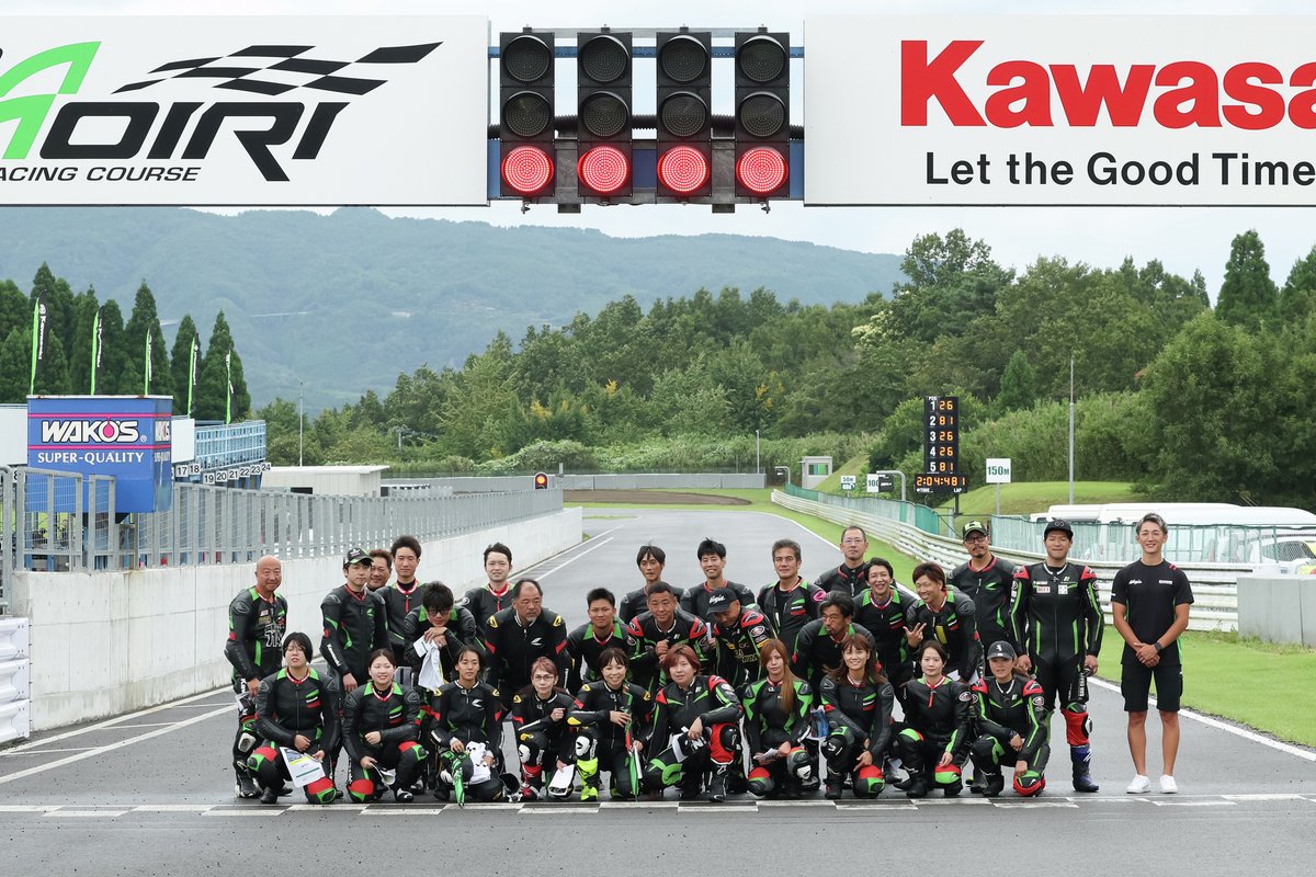 Ninja Team Green Cup 第4戦 SPA直入 レディースクラスも開催され、今