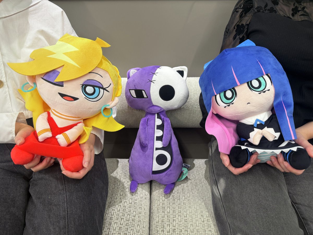 G25BOHTbAAAe3_Y.jpg?format=jpg