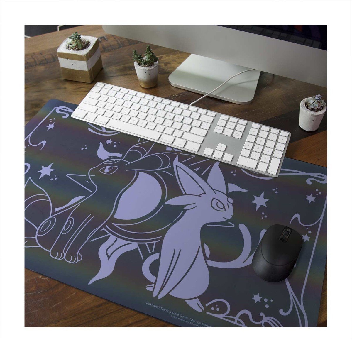 ポケカ海外情報】 海外のポケモンセンターでブラッキー&エーフィの新作