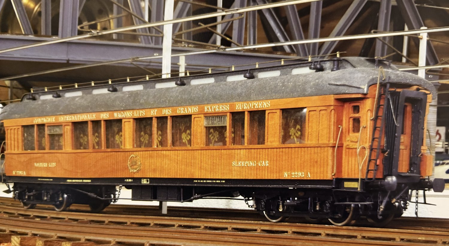 ミニトリックス Nゲージ ワゴン・リ 客車3両(食堂、寝台、荷物) 2025