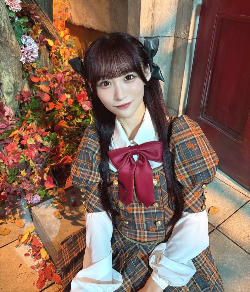 LOVE 19thシングル 『ラブソングに襲われる』本日発売🐺 沢山聴いて