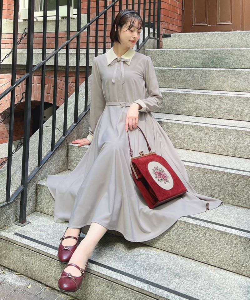 𝑅𝑒𝑐𝑜𝑚𝑚𝑒𝑛𝑑 ― ✓リボンタイ付きクレリックサーキュラー