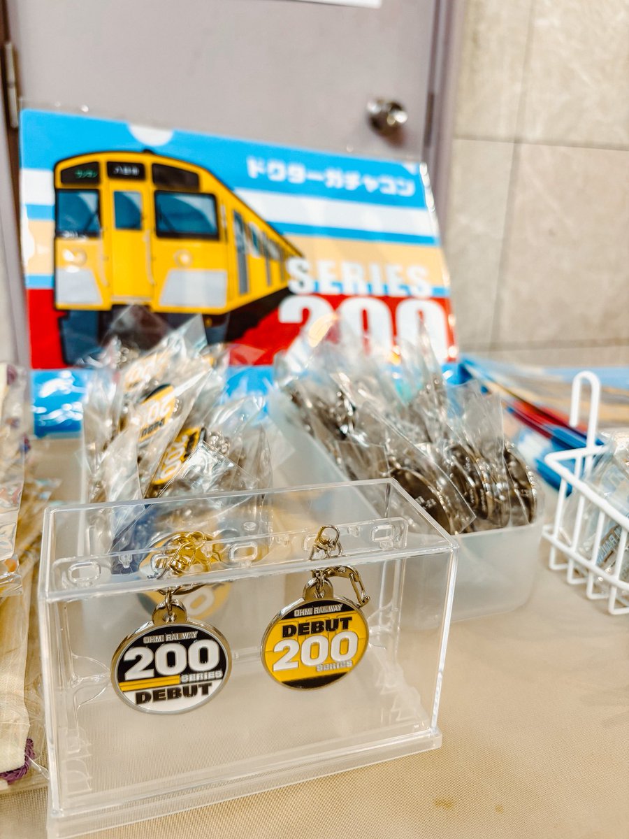 おはコンです🦊 少しお客さまも増えてきてガチャフェス盛り上がって来