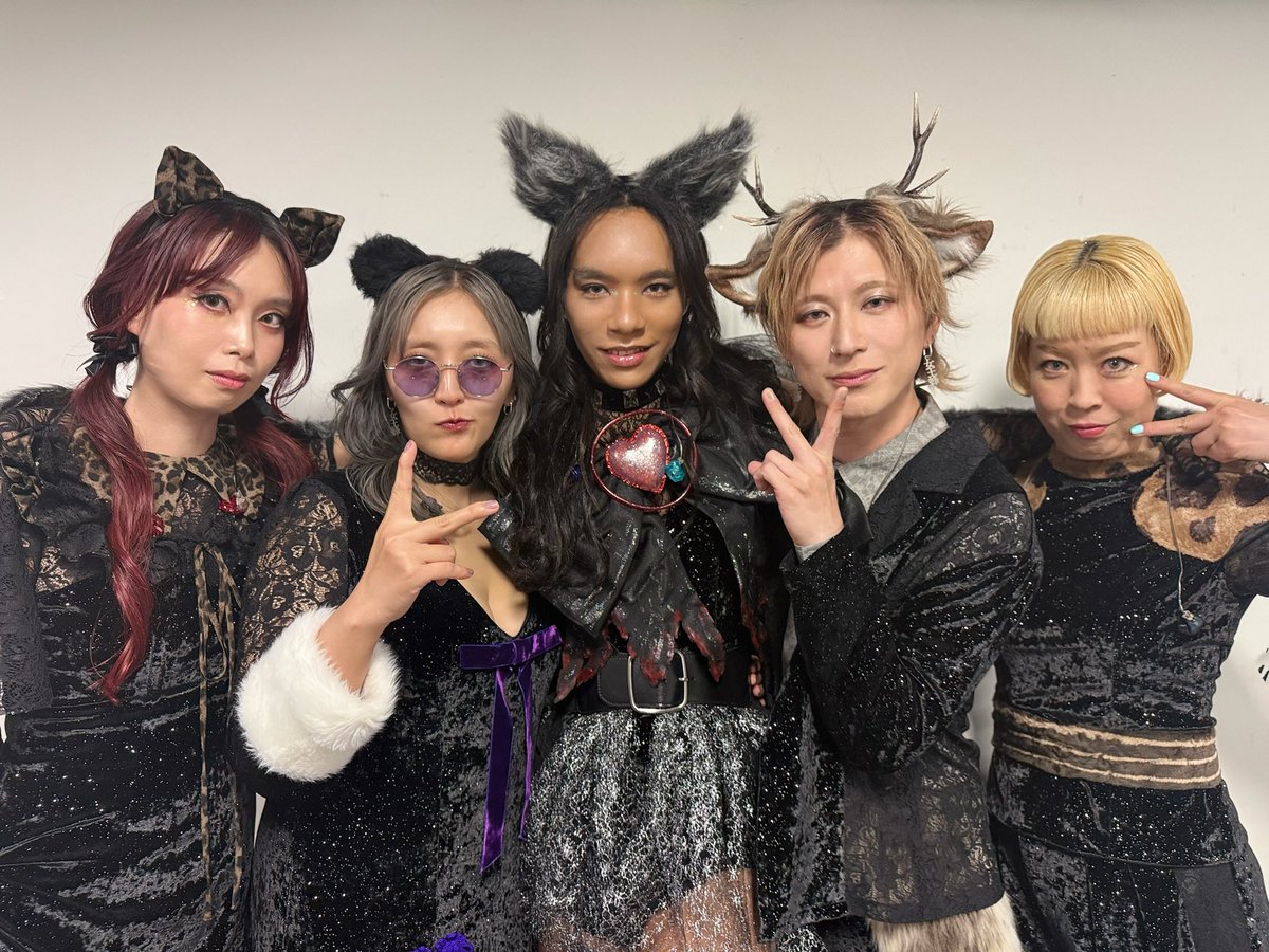 ま*る様 女王蜂展 おみくじ 超大吉 アヴちゃん ま*る様 女王蜂展