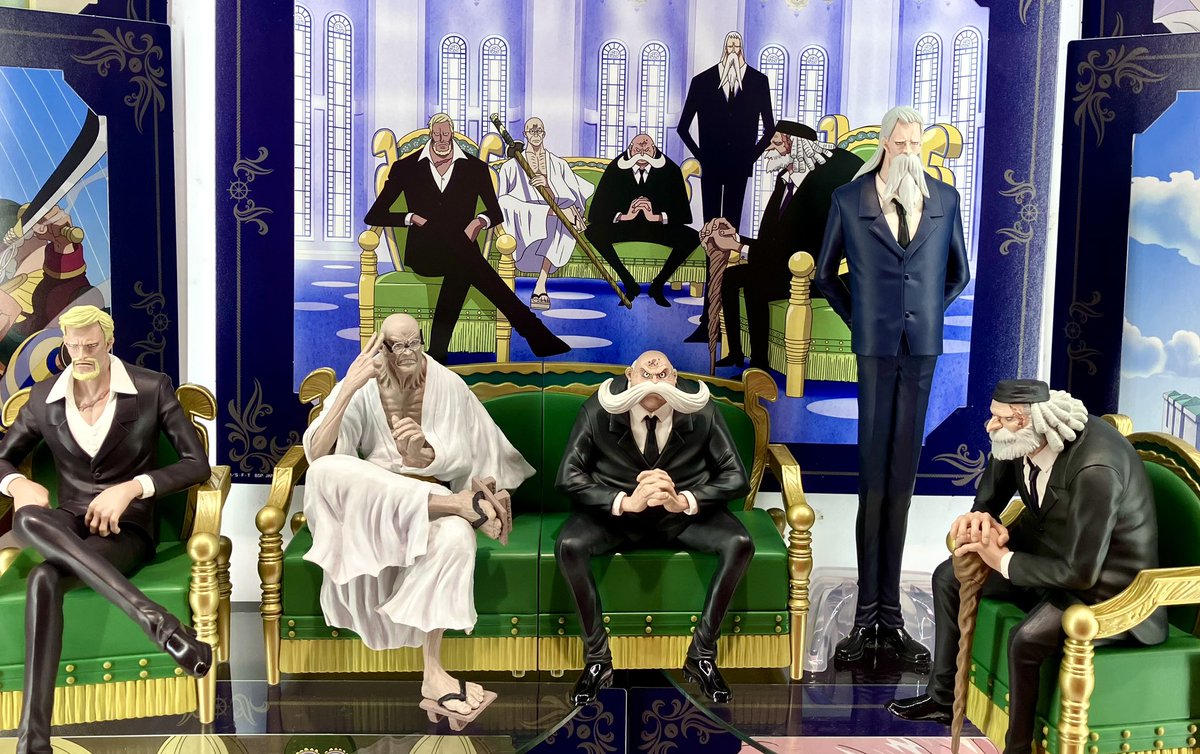 Official in person photos of the prizes for Ichiban Kuji The