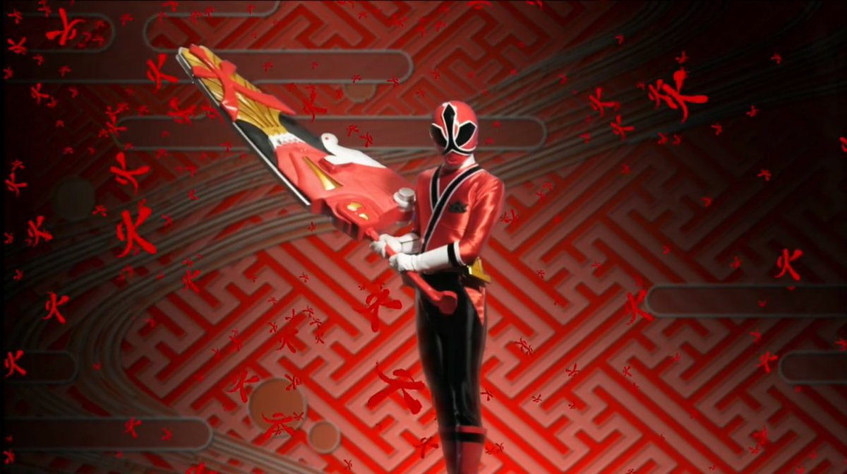 KURO_GAVV デカすぎて 武器が時には盾代わりになってたパターンも