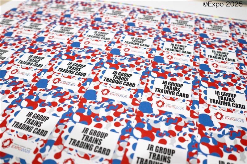 ⭐️新商品案内 ⭐️ 「JR GROUP TRAINS TRADING CARD」 大人気「JR