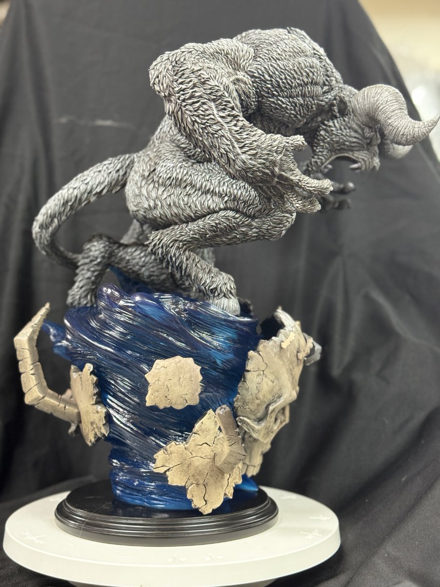 ワンフェス2025夏 新作 『ベルセルク』 ゾッド（35個限定） 130,000円