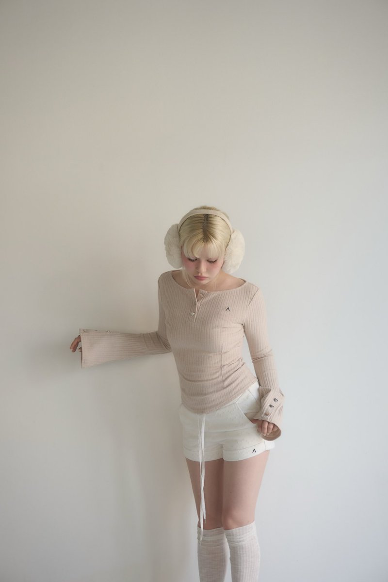 Dorothy heart tops color beige/black ¥11000-tax in シルバーの