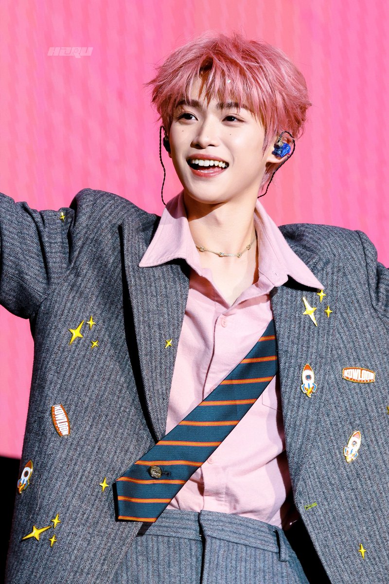 my pink cotton candy ☁️🍓🩷 ALL EYES ON ZI YU