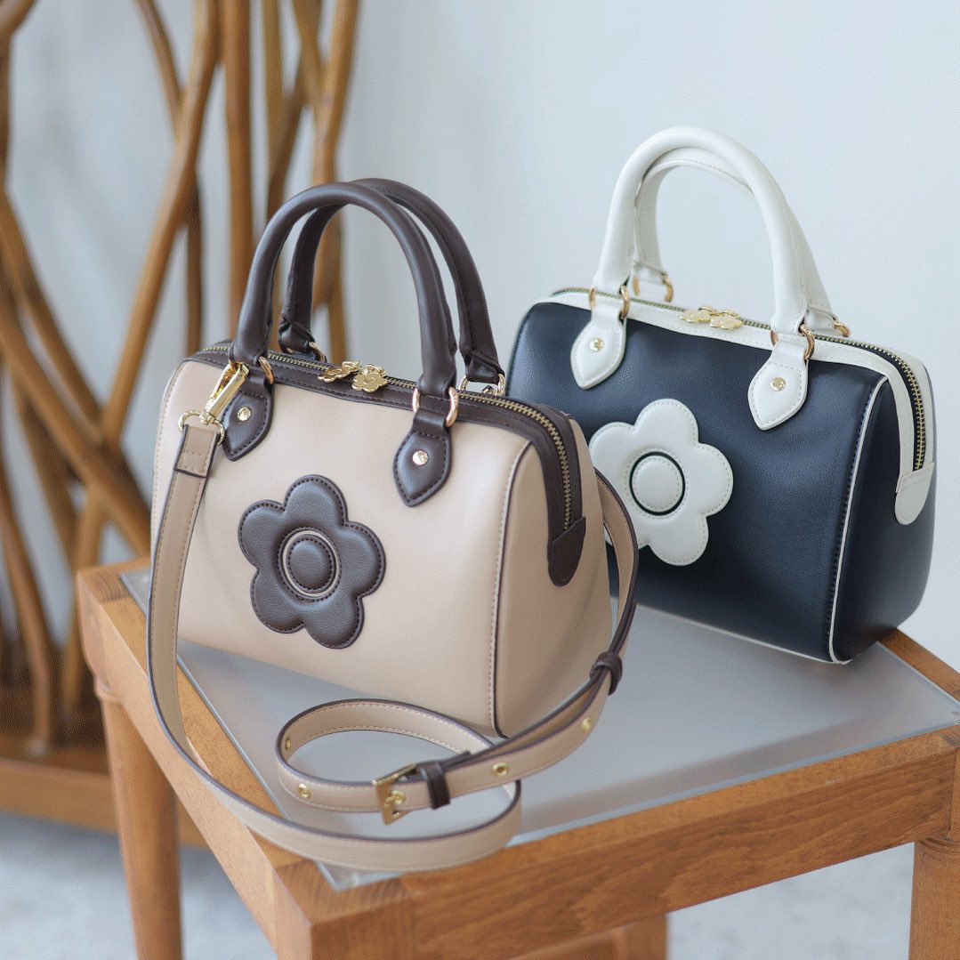 ボストンバッグ　2way マリークワント