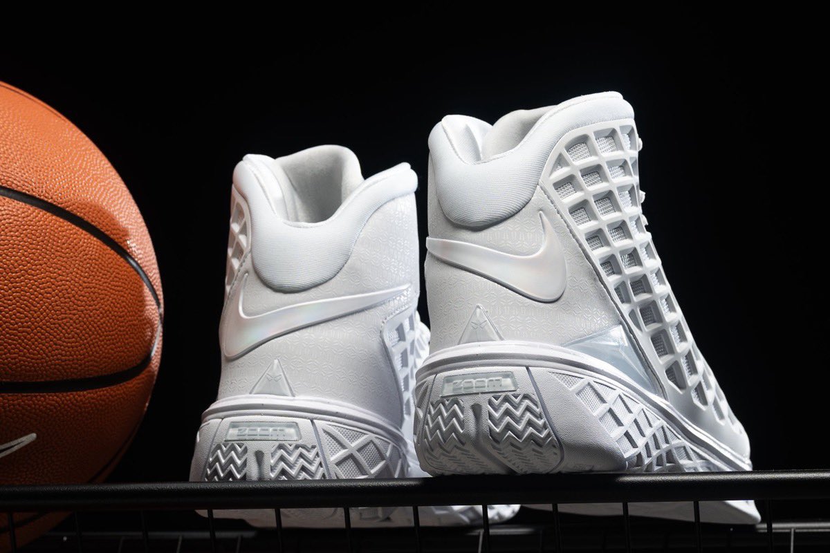 Nike Kobe 3 Protro “Halo”が国内8月23日（土）9:00 より発売 ［HM4351