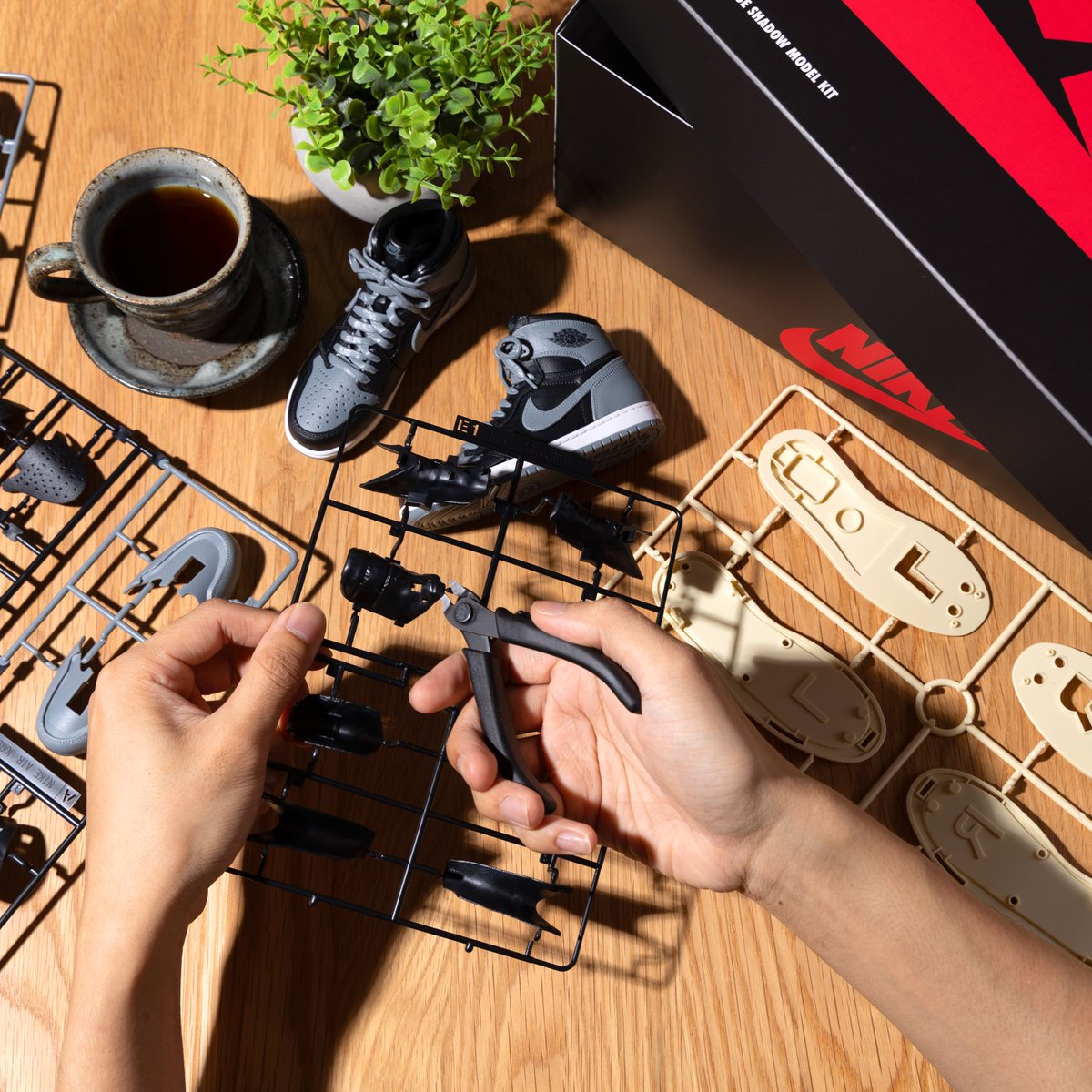 今話題！抽選販売お申込み受付中！】 NIKE AIR JORDAN 1 HIGH 85