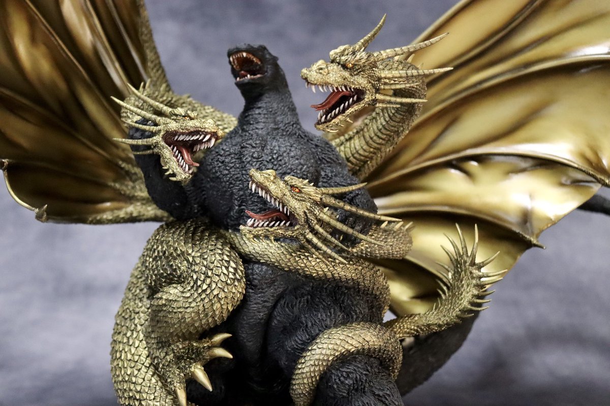 酒井ゆうじ造型工房 ゴジラVSキングギドラ(巻きギドラ)」完成。 依頼者