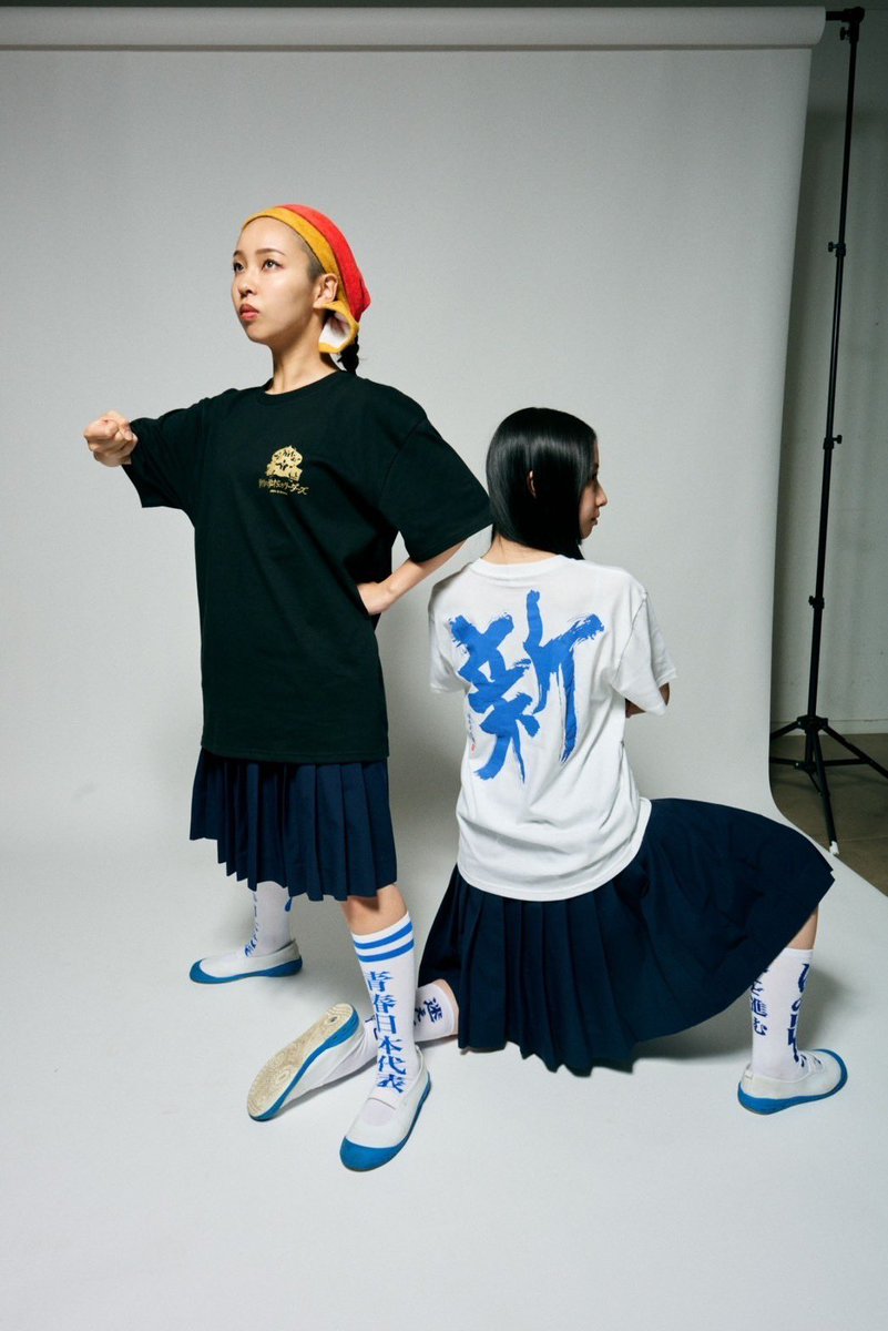 ニューグッズ、154cmの私はスウェットをMサイズ、 新！TEEをLサイズで