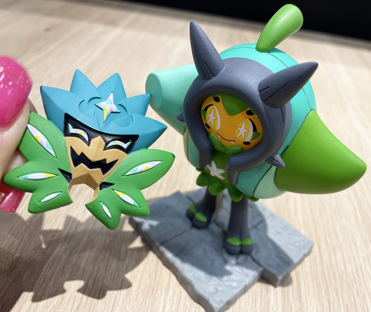 ぽにぽにお！／ ✨ 選べるハンドタオル オーガポン ハンドタオルに素顔