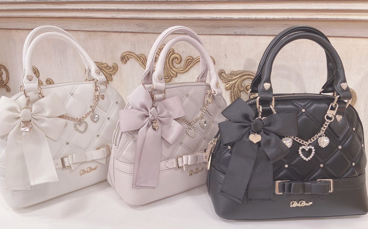 ⋆♡ 𝐿𝐼𝑍 𝐿𝐼𝑆𝐴 ♡ ｡⋆ 新宿ALTA🎀新作item *⑅︎୨୧