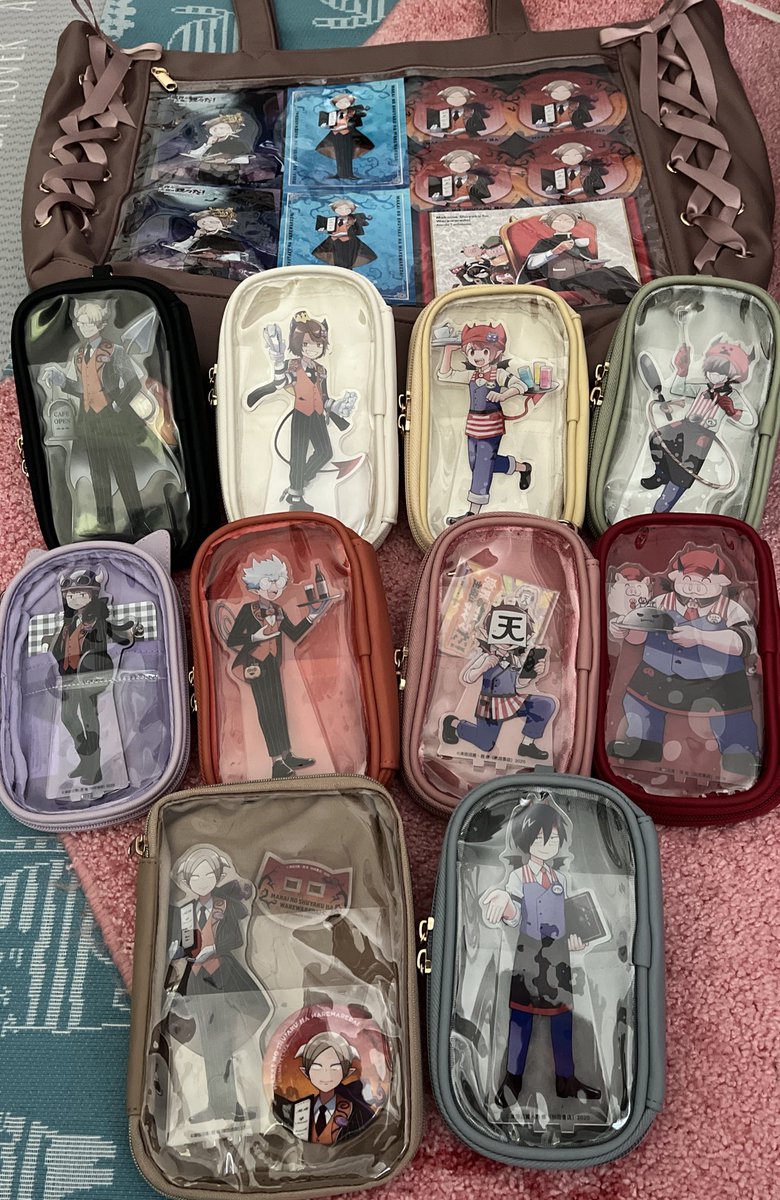 ついにエミさん痛バ作ることができ、みんなをそれぞれのイメカラケース