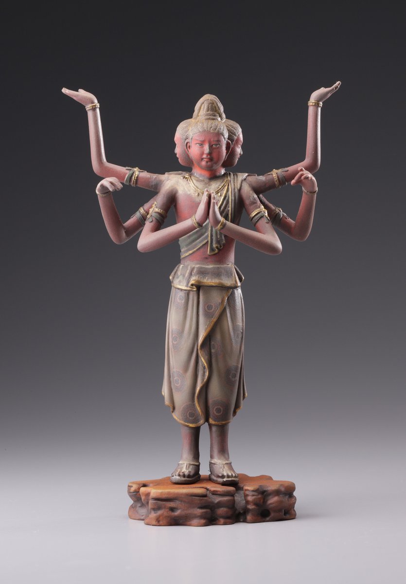 GI_mlo4bsAAAh0Z.jpg?format=jpg