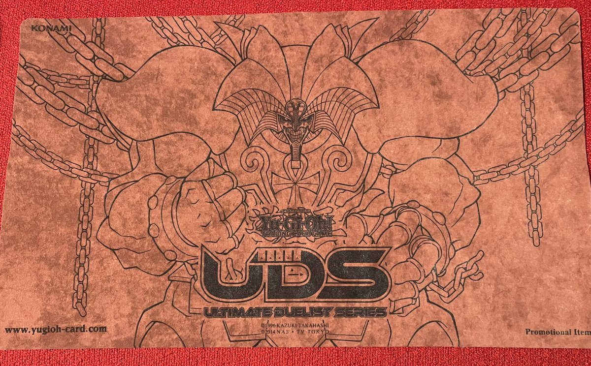 ブラロのUDSプレイマットめっちゃ良い👀(今更) 私のエクゾディアと交換