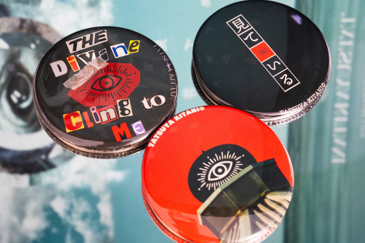 👁️NEW GOODS👁️ 彼は天井から見ている ランダムグッズ ・アクリル