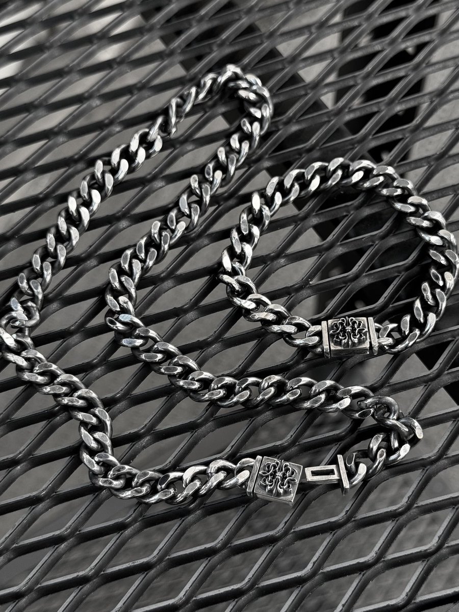 ど〜も、岡崎です！ 原宿店に入荷したスポットアイテムをご紹介