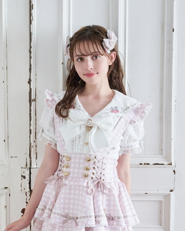 ❤︎ New Arrival ❤︎ 6/21(Fri) 店頭発売✨ ストロベリー刺繍