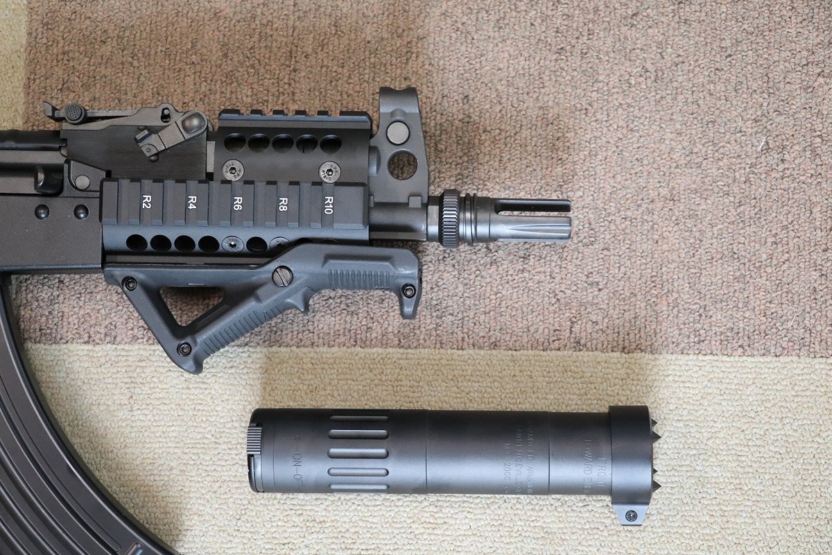 コンプリートガンのCMです マルイAKM GBBベース DRACO