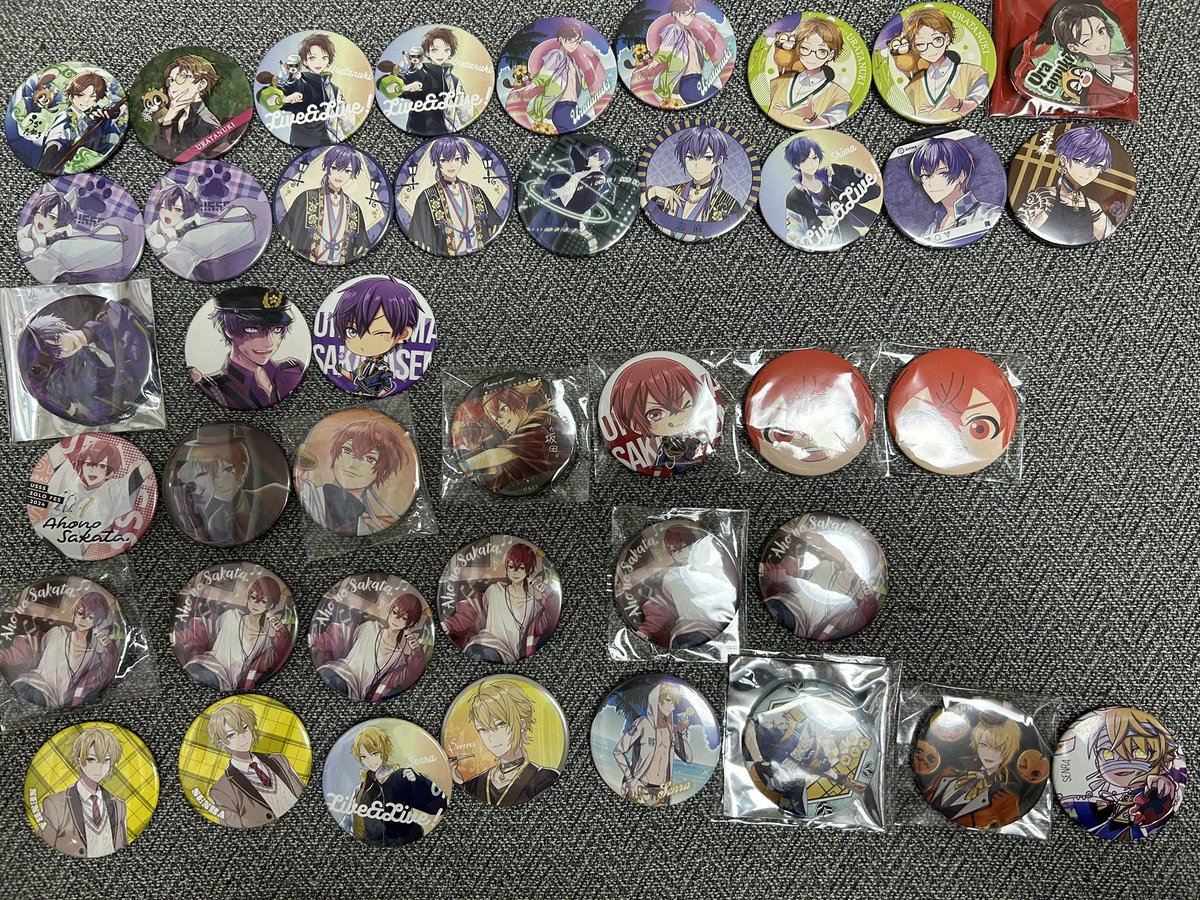 今家に余ってるレート高そうな等身缶バ集めてみた‼︎ ・浦島坂田船夏ツ