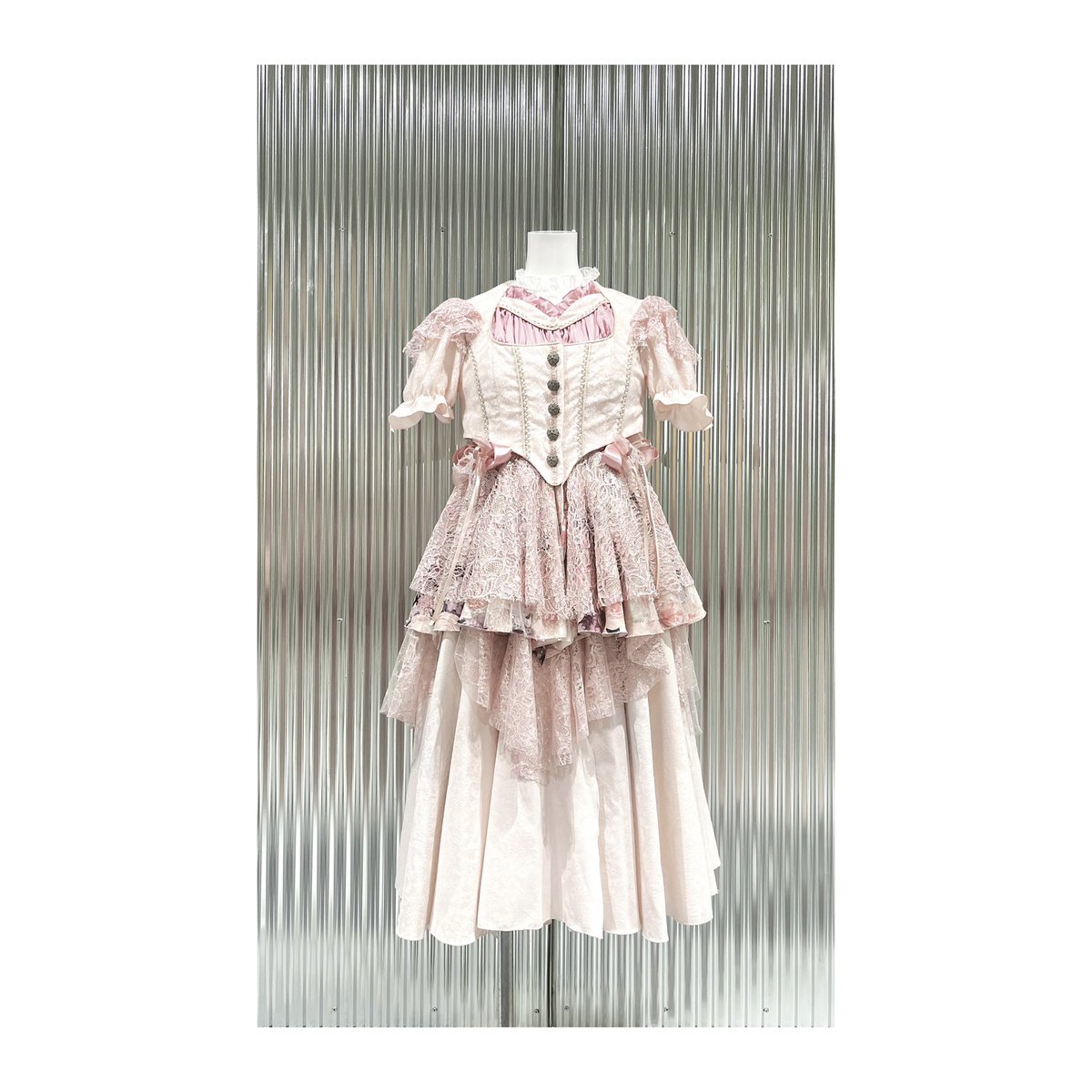 乃木坂46” 『真夏の全国ツアー2024 プリンセス衣装』 デザイン/衣装