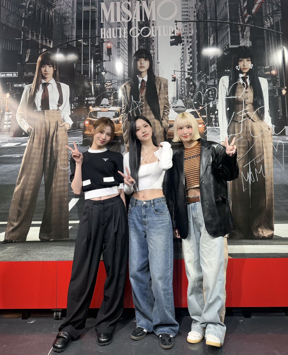 今日はタワレコ渋谷店でMISAMOがサイン会をさせていただきました