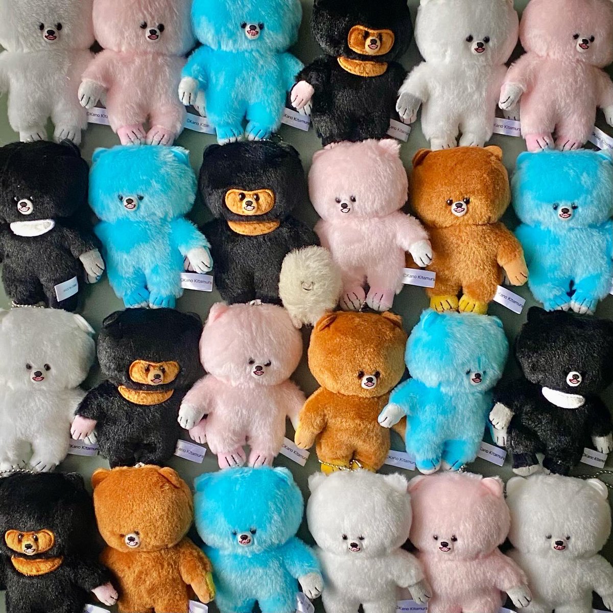 今年6月に株式会社Qualiaさまより発売したカプセルトイ #顔がギュッと