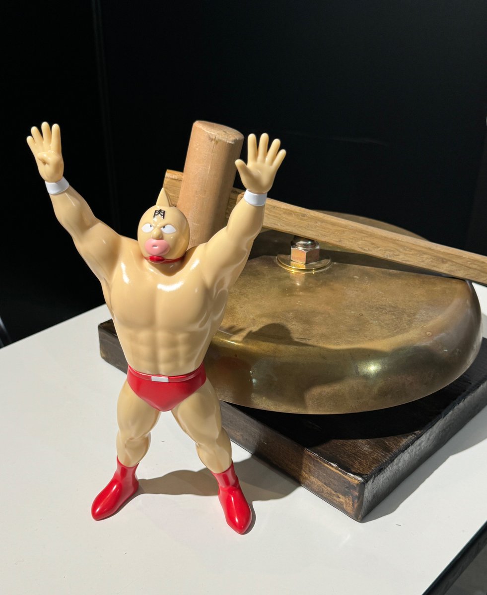 原作45周年記念「キン肉マン」愛と絆の原画展 (@kinnikumangenga