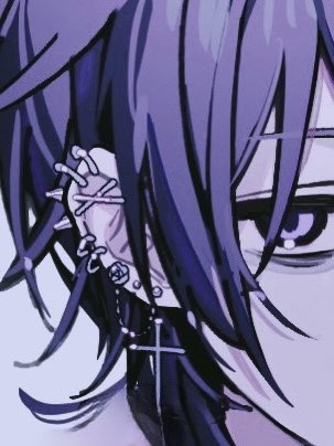 ピアス復活した 右耳だけで計18 二次元 三次元