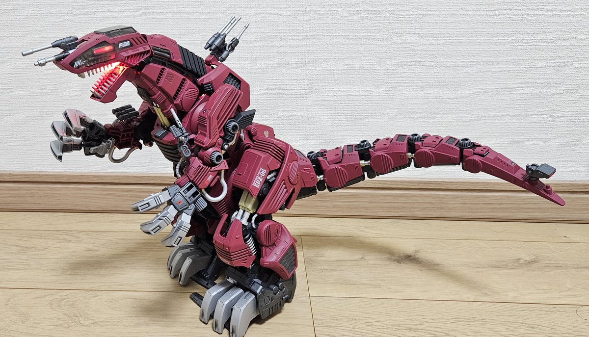 というわけでめちゃくちゃ楽しみだったAZデスザウラーを塗装して