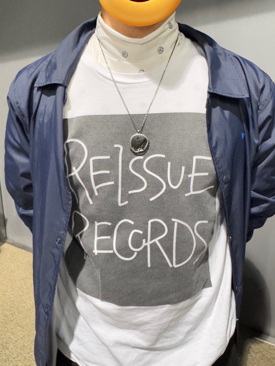 米津玄師 JUNK グッズ紹介 【王冠ネックレス】 ¥1,800 ①レトルト