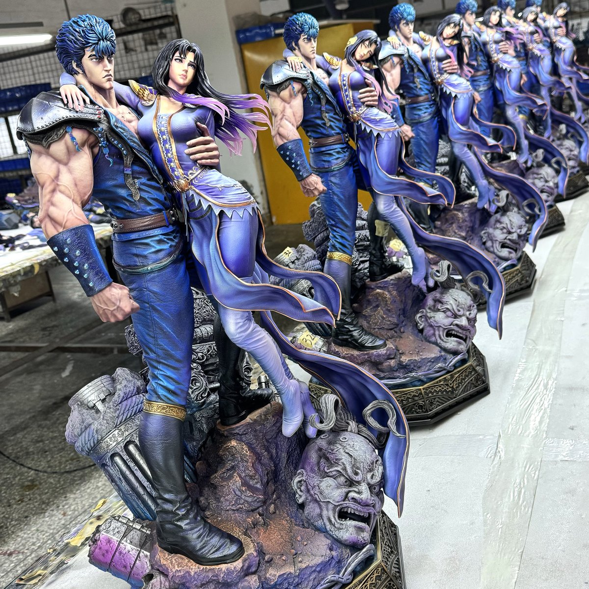 量産工場突撃💥 ＼ 天空に輝く北斗と南斗の愛。 傑作コミック『北斗の